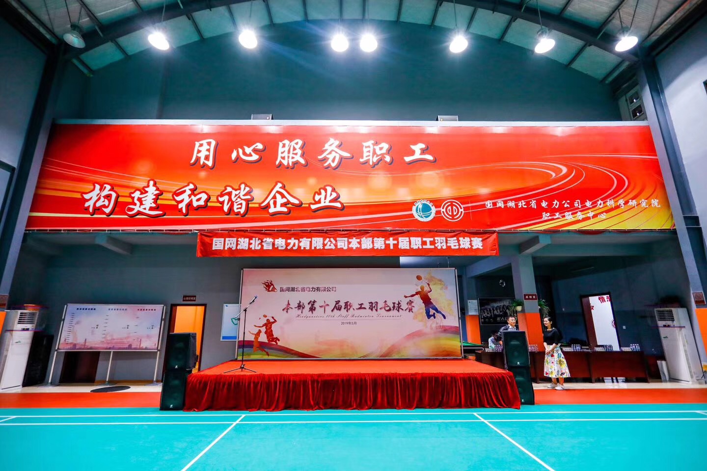 桁架舞臺(tái)搭建工廠(chǎng)，藝術(shù)與技術(shù)的交匯點(diǎn)