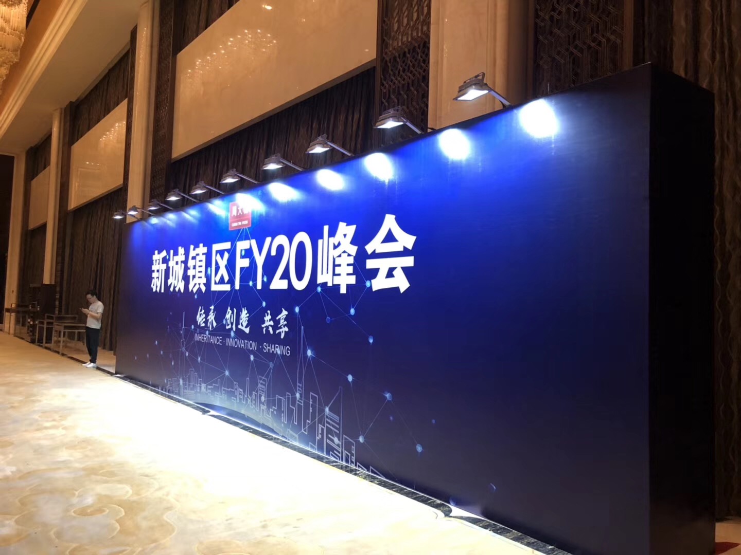 <b>武漢桁架租賃公司談桁架的結(jié)構(gòu)</b>